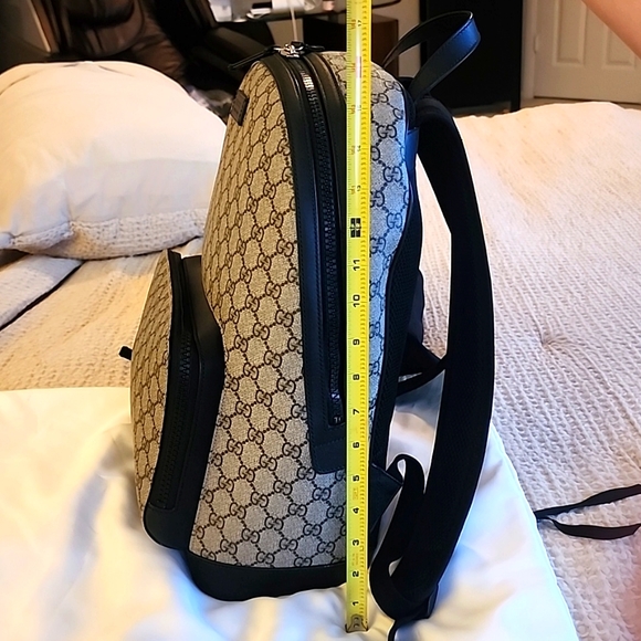 Gucci Logo Backpack - Picture 4 of 12